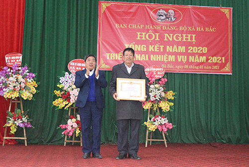 https://hatrung.thanhhoa.gov.vn/portal/Photos/2021-01/36f340e1b10dec0dIMG_3044.JPG