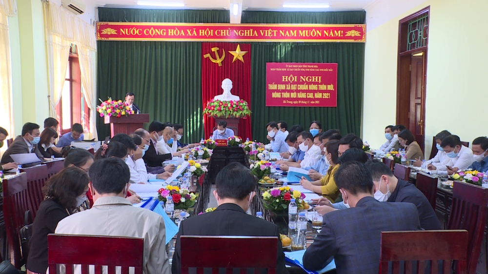 https://hatrung.thanhhoa.gov.vn/portal/Photos/2021-11/31acd5dcd9370a6dvlcsnap-2021-11-29-17h03m39s678.png